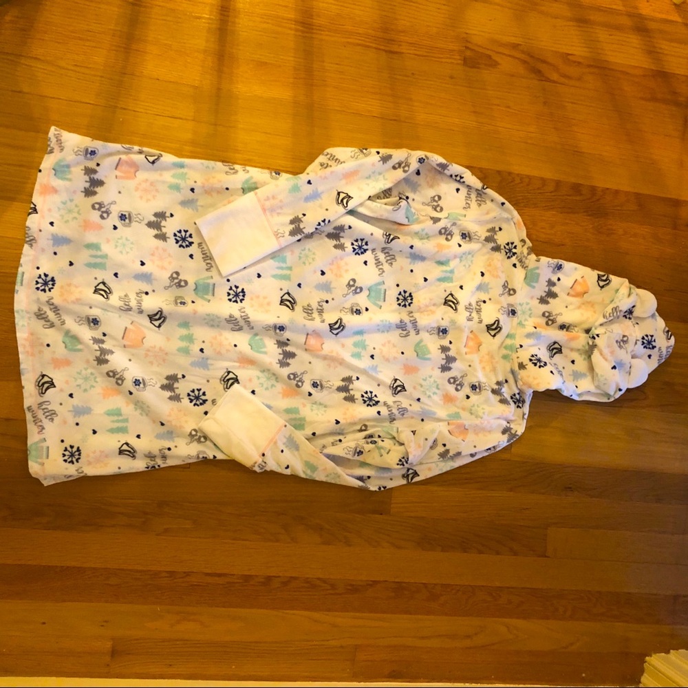 Like new Layla hoodie night shirt with ears :) - Picture 2 of 5